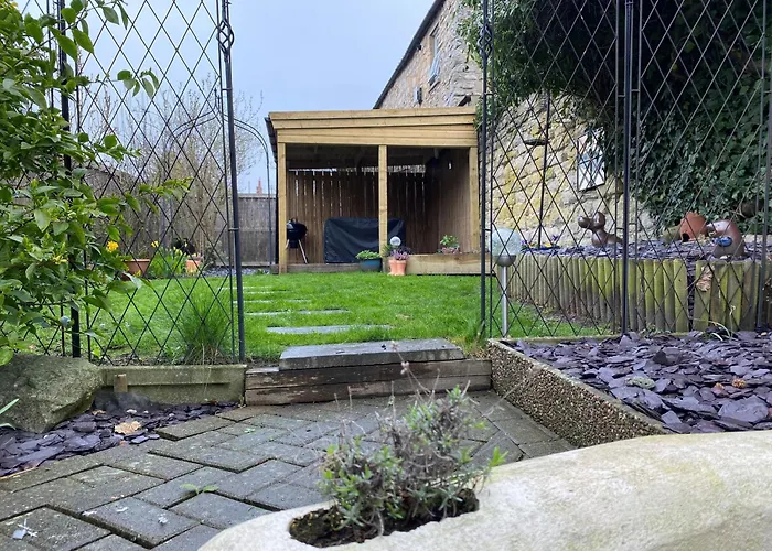 Lavender Cottage, Grade 2 Listed Period Stone Built Cottage In Pickering, North Yorkshire