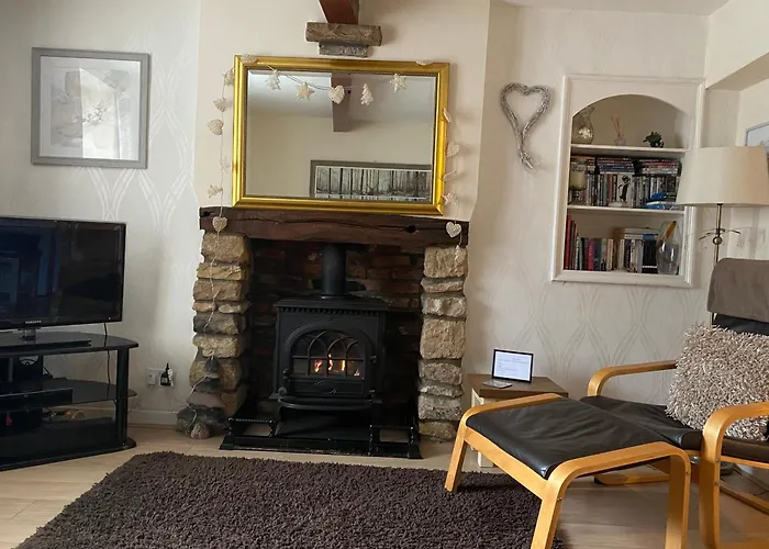 Lavender Cottage, Grade 2 Listed Period Stone Built Cottage In Pickering, North Yorkshire